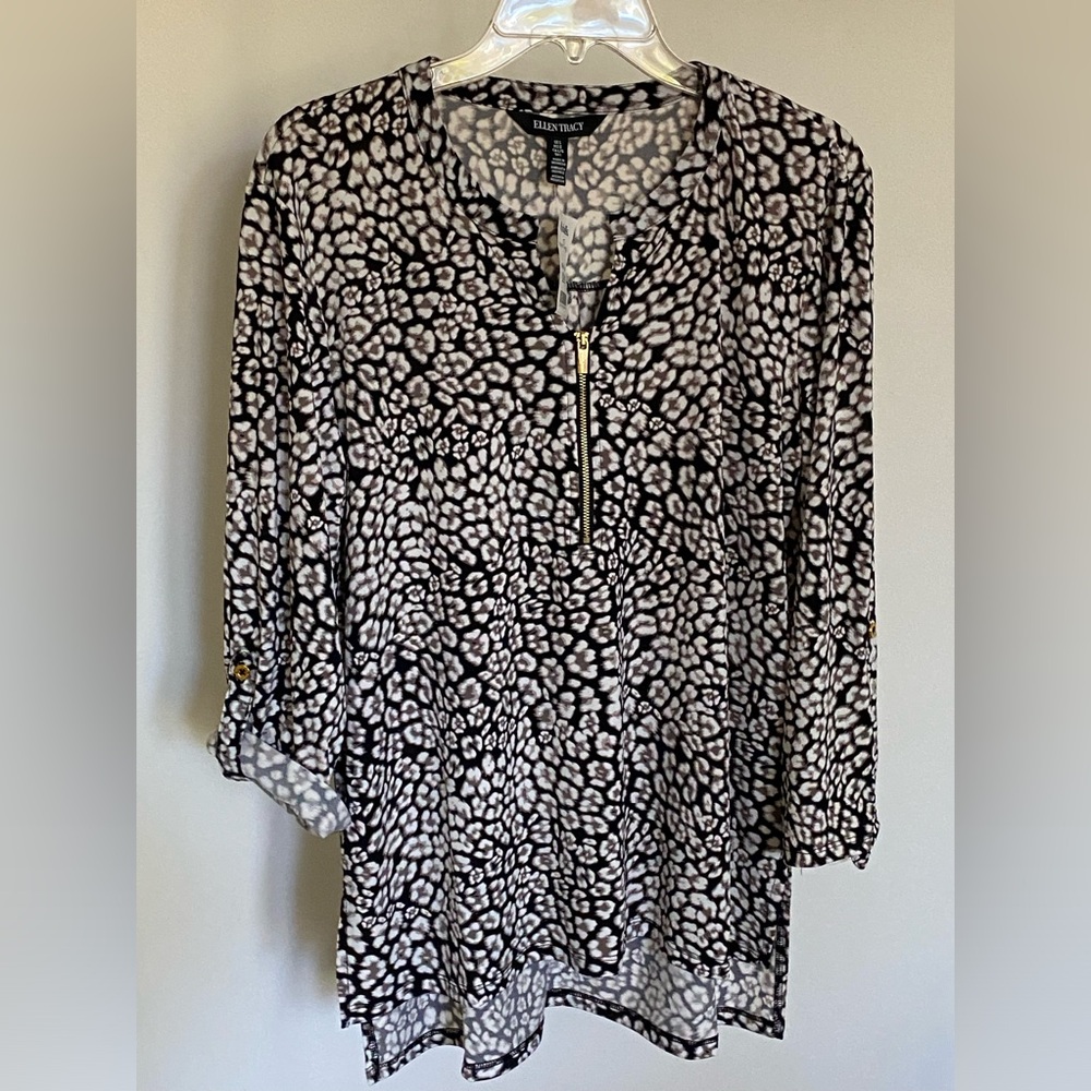 Ellen Tracy 3/4 length sleeve blouse; high/low length
